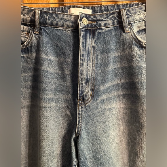 VERVET Super High Rise Straight Crop W Side Blocking Panel - Picture 9 of 12